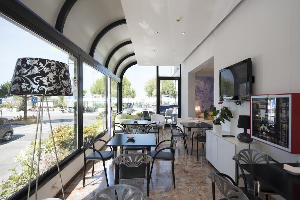 Hotel Iride & Spa Cesenatico Esterno foto